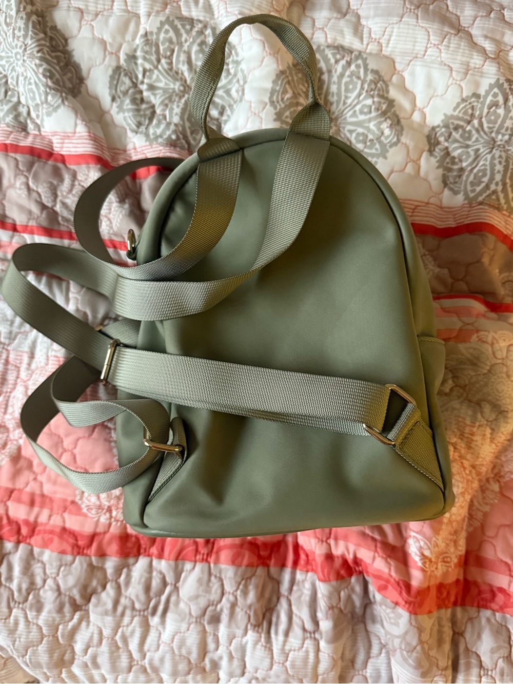 LD Mini Backpack - Picture 3 of 6
